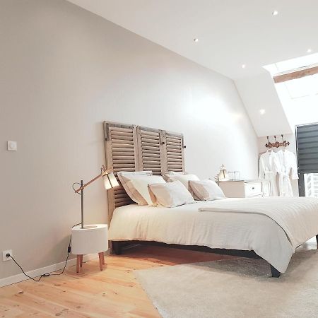 Domaine Du Bois Chaumet Bed & Breakfast Couzon Exterior foto