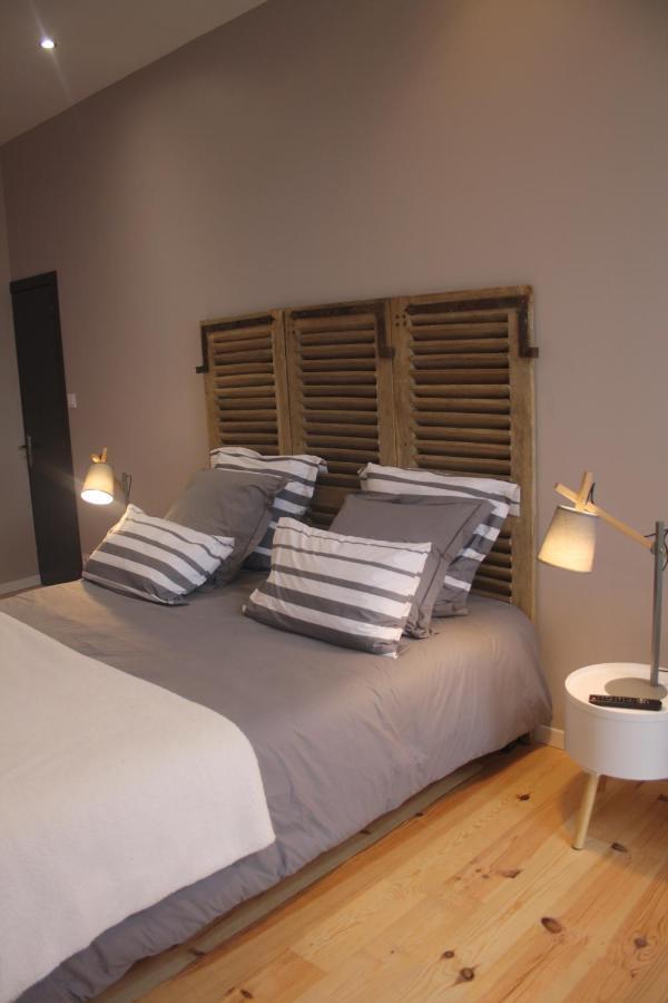 Domaine Du Bois Chaumet Bed & Breakfast Couzon Exterior foto