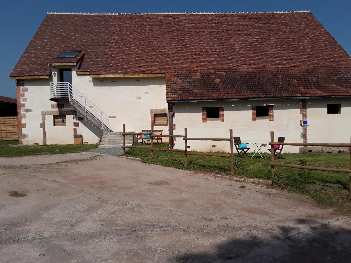 Domaine Du Bois Chaumet Bed & Breakfast Couzon Exterior foto